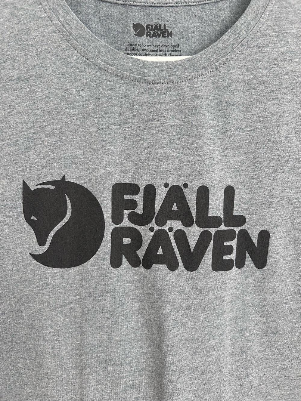 FJALLRAVEN Logo T-Shirt | Quick Dry | Reg Fit | Medium - Picture 5 of 8